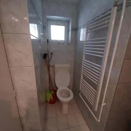 Gyopar Gyoengye Apartmanhaz Oroshaza Exterior photo