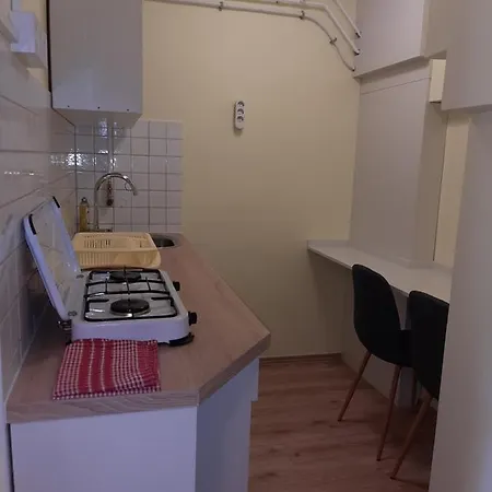 Gyopar Gyoengye Apartmanhaz Oroshaza Exterior photo
