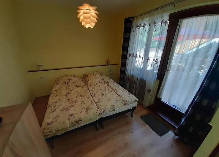 Gyopar Gyoengye Apartmanhaz