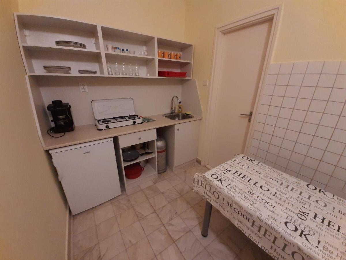 Gyopar Gyoengye Apartmanhaz *